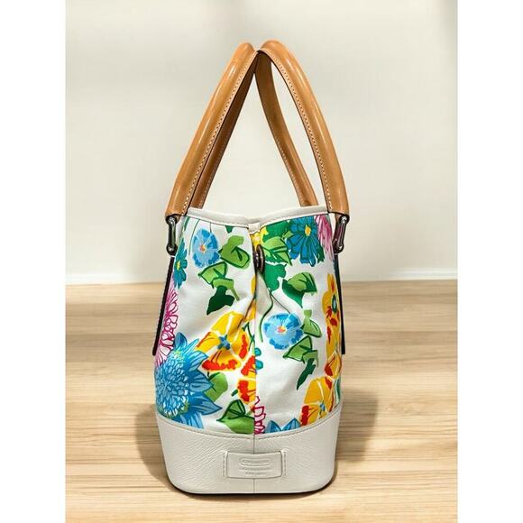 Vintage Coach 7746 Hamptons Floral Carryall & Hamptons 7734 Leather Wristlet - Picture 4 of 14